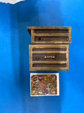 Load image into Gallery viewer, [TOY0001-00 &amp; TOY0001-01] Houdini Trunk Toy ( and TOY001-01)