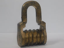Load image into Gallery viewer, [TOY0003-02] HOUDINI CYLINDER LOCK - CENTER